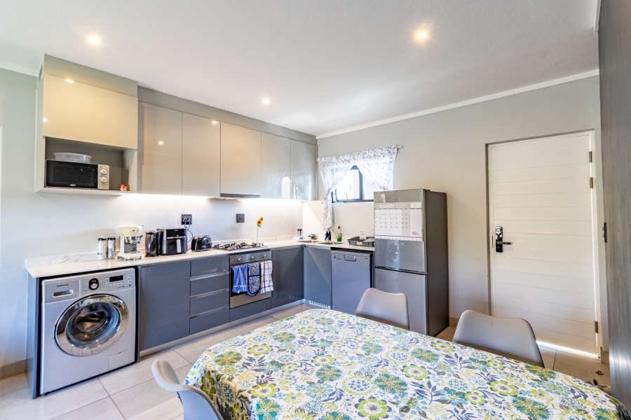 2 Bedroom Property for Sale in Waterkloof Gauteng