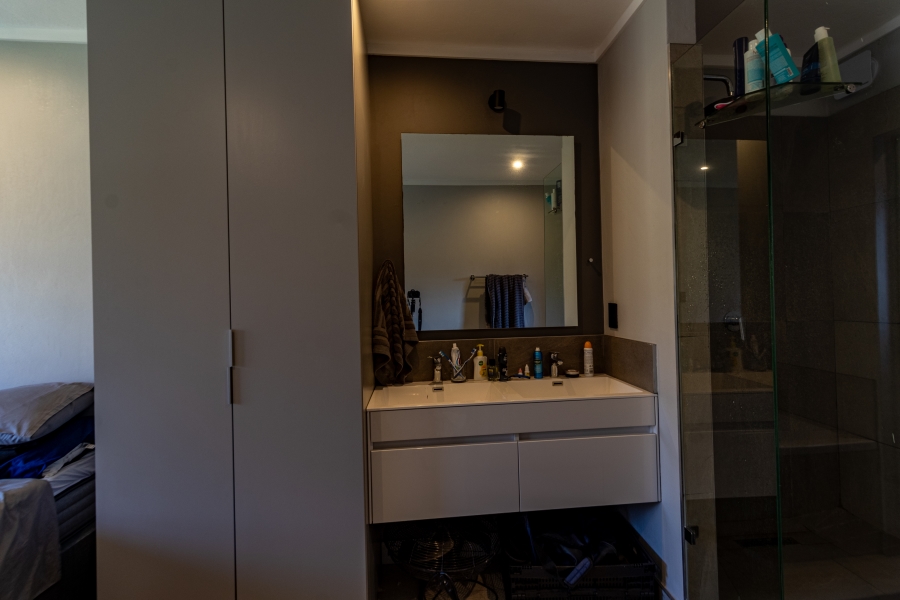 2 Bedroom Property for Sale in Waterkloof Gauteng