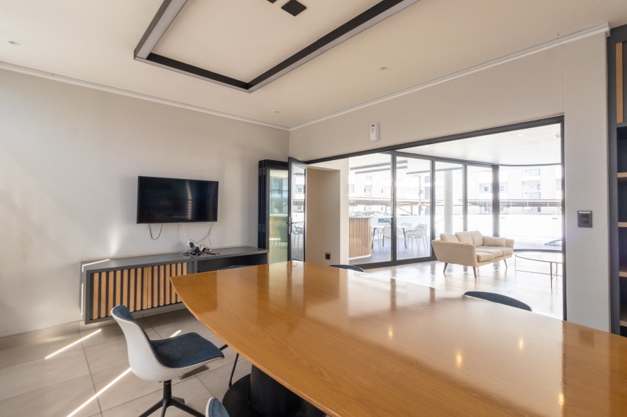 2 Bedroom Property for Sale in Waterkloof Gauteng