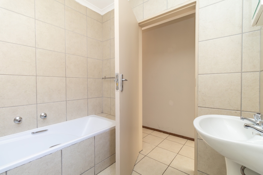 3 Bedroom Property for Sale in North Riding Gauteng