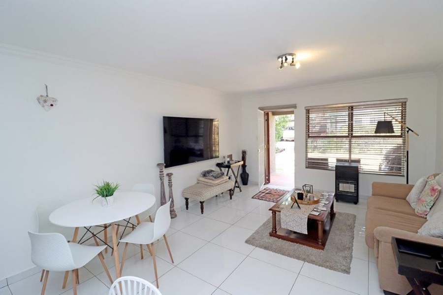 To Let 2 Bedroom Property for Rent in Marais Steyn Park Gauteng