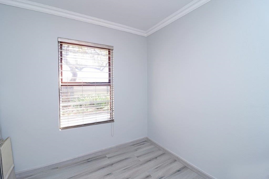 To Let 2 Bedroom Property for Rent in Marais Steyn Park Gauteng
