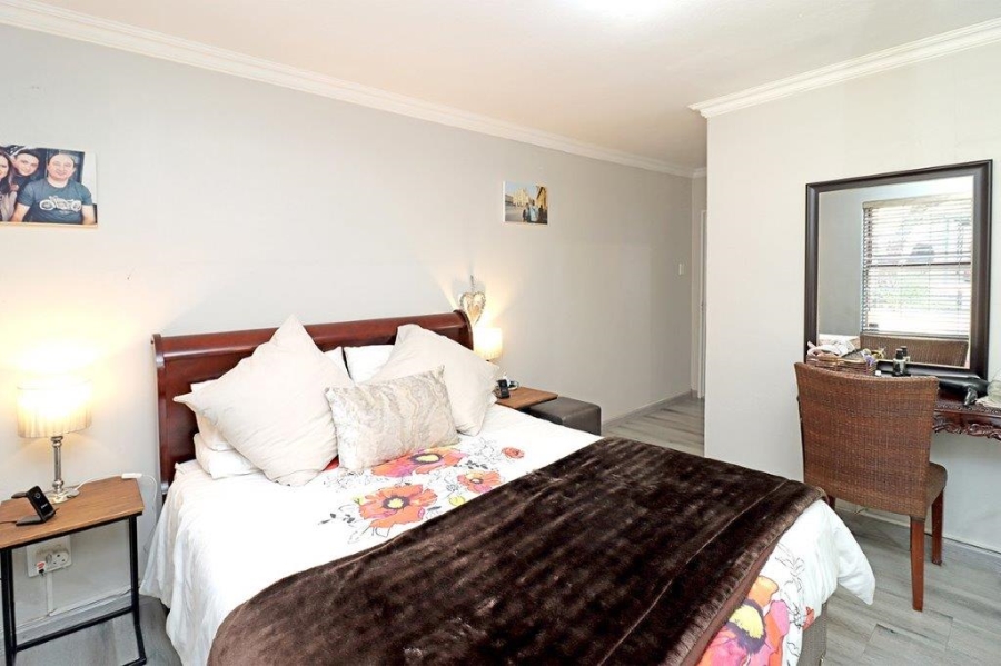 To Let 2 Bedroom Property for Rent in Marais Steyn Park Gauteng