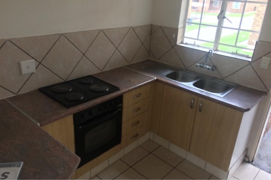 2 Bedroom Property for Sale in Erand Gardens Gauteng