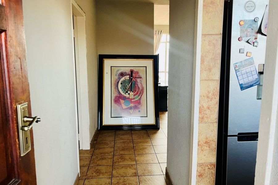 3 Bedroom Property for Sale in New Redruth Gauteng