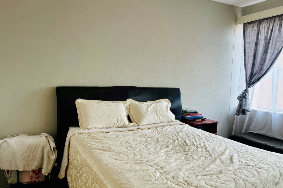 3 Bedroom Property for Sale in New Redruth Gauteng
