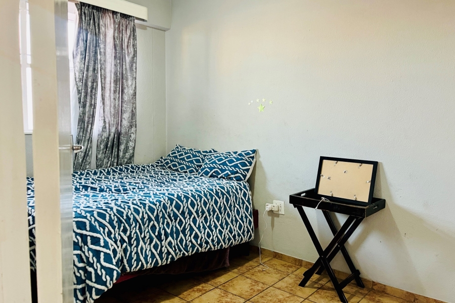 3 Bedroom Property for Sale in New Redruth Gauteng