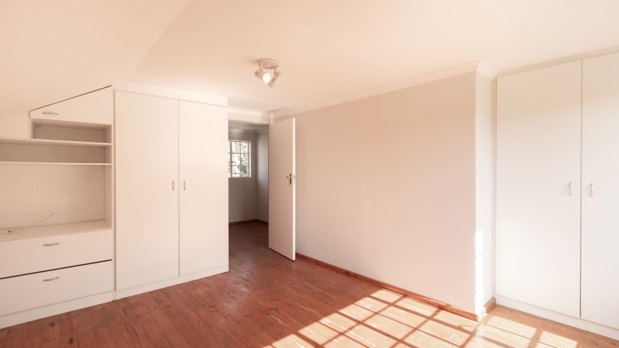 3 Bedroom Property for Sale in Glen Marais Gauteng
