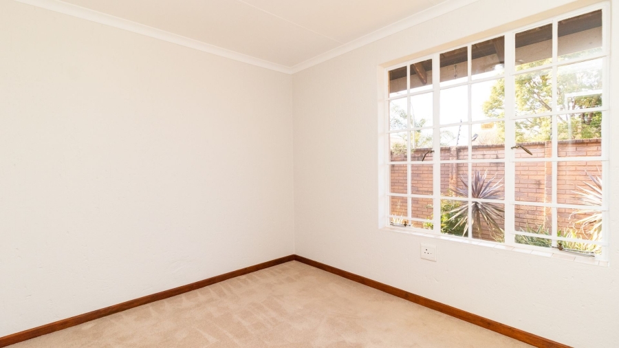 3 Bedroom Property for Sale in Glen Marais Gauteng