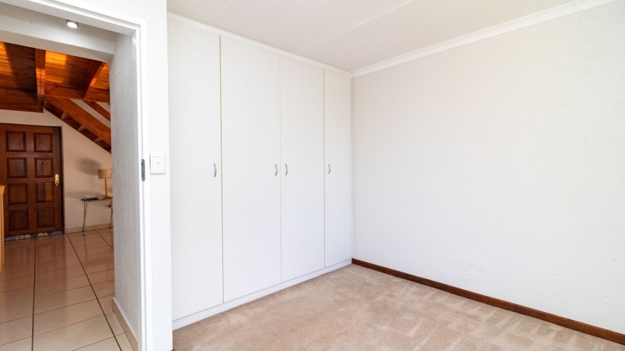 3 Bedroom Property for Sale in Glen Marais Gauteng