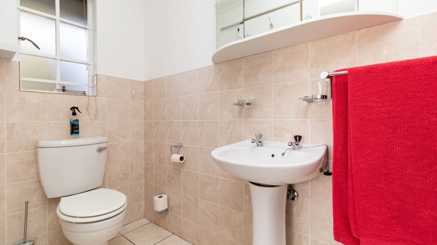 3 Bedroom Property for Sale in Glen Marais Gauteng
