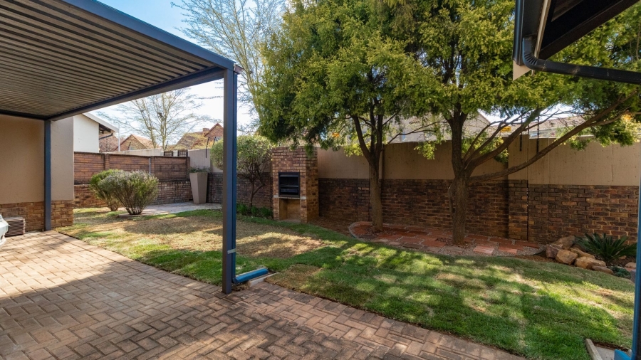 3 Bedroom Property for Sale in Glen Marais Gauteng