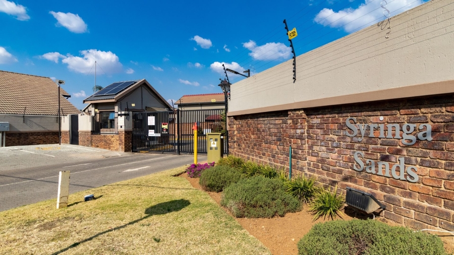 3 Bedroom Property for Sale in Glen Marais Gauteng