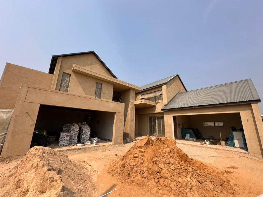 5 Bedroom Property for Sale in Midstream Heights Gauteng