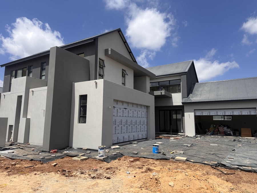 5 Bedroom Property for Sale in Midstream Heights Gauteng