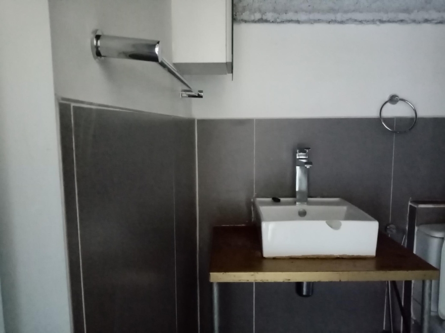 To Let 1 Bedroom Property for Rent in City and Suburban Gauteng