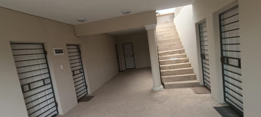 7 Bedroom Property for Sale in Tembisa Central Gauteng