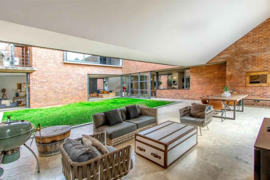 4 Bedroom Property for Sale in Dainfern Golf Estate Gauteng