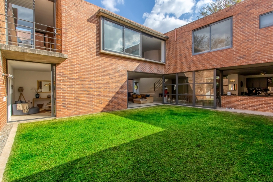 4 Bedroom Property for Sale in Dainfern Golf Estate Gauteng