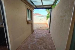 2 Bedroom Property for Sale in Hesteapark Gauteng