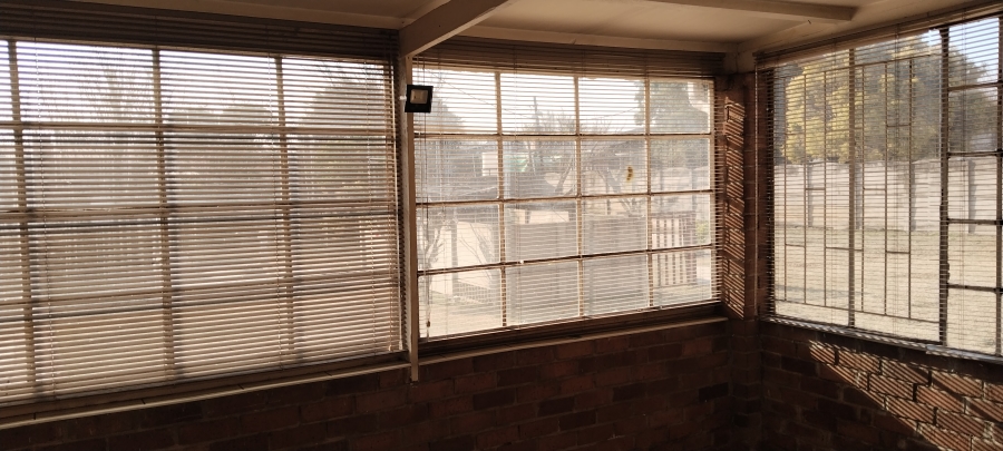 3 Bedroom Property for Sale in Heidelberg Industrial Gauteng