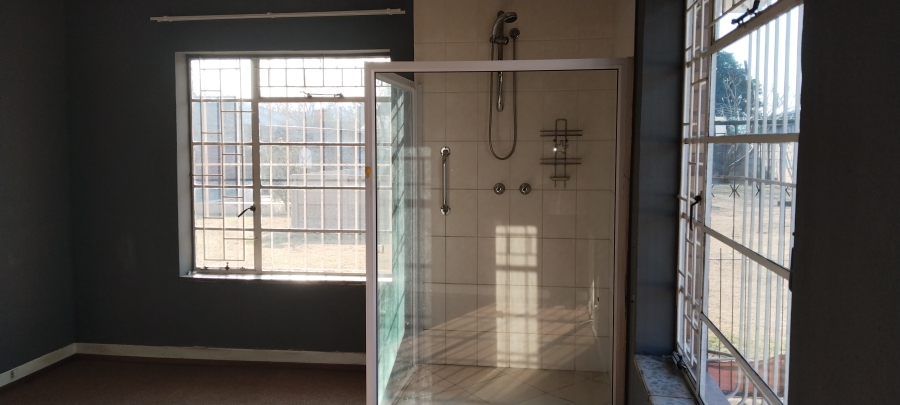 3 Bedroom Property for Sale in Heidelberg Industrial Gauteng