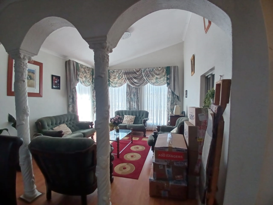 3 Bedroom Property for Sale in Greenhills Gauteng