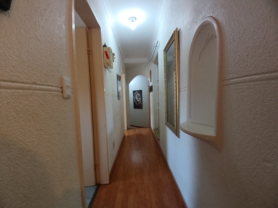 3 Bedroom Property for Sale in Greenhills Gauteng