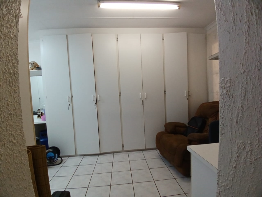 3 Bedroom Property for Sale in Greenhills Gauteng