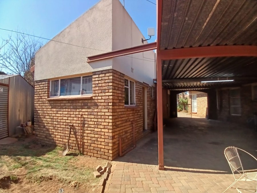 3 Bedroom Property for Sale in Greenhills Gauteng