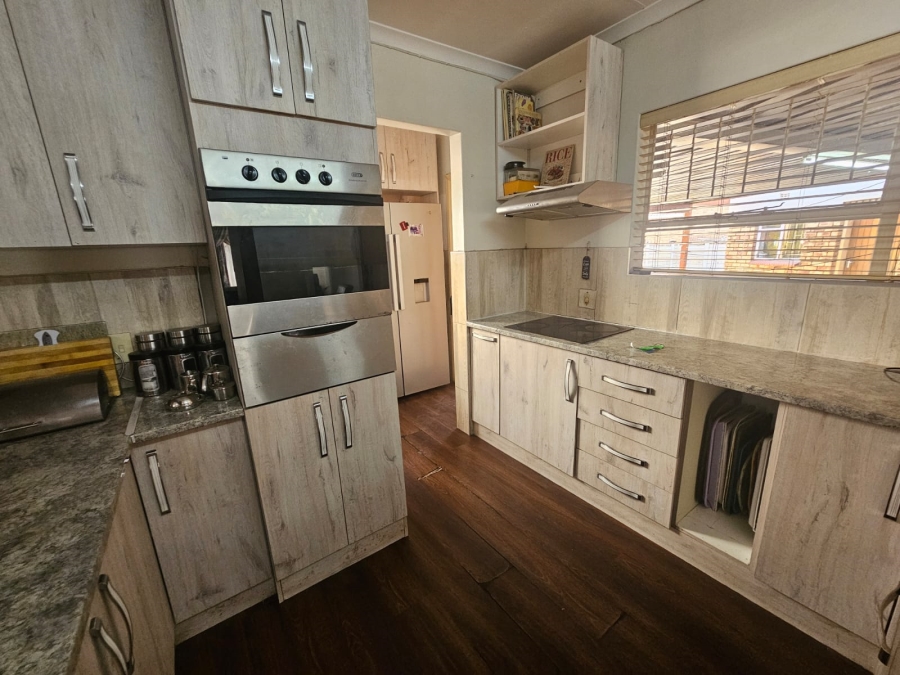 3 Bedroom Property for Sale in Greenhills Gauteng