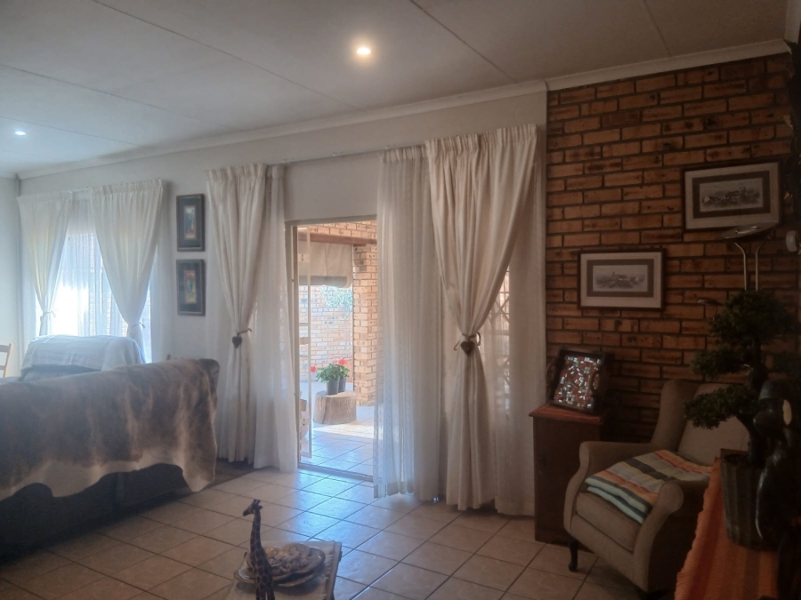 3 Bedroom Property for Sale in Greenhills Gauteng