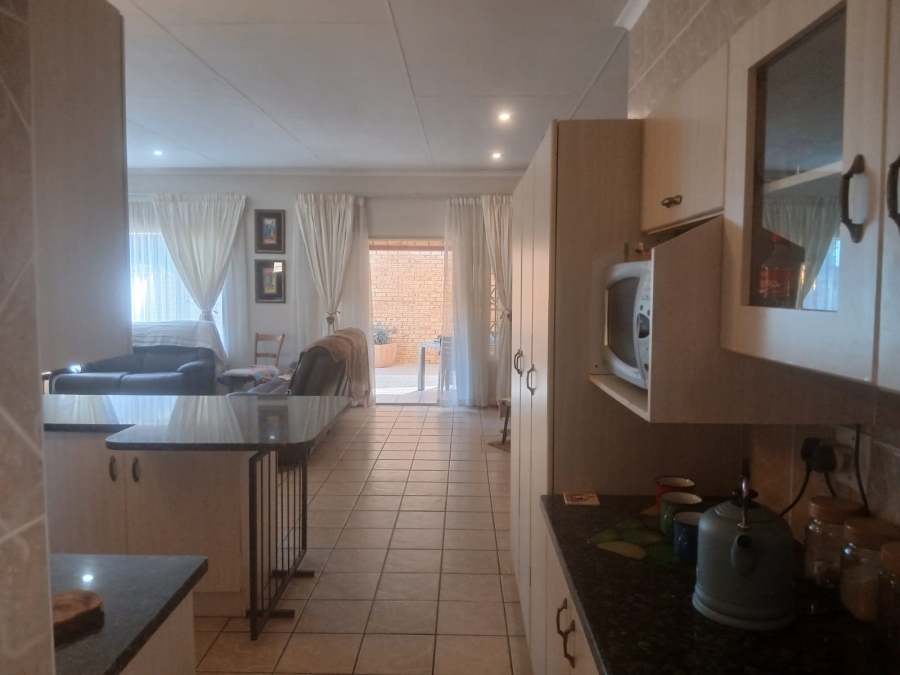 3 Bedroom Property for Sale in Greenhills Gauteng
