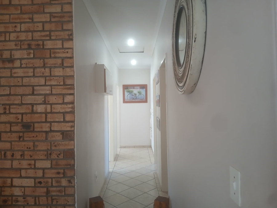 3 Bedroom Property for Sale in Greenhills Gauteng