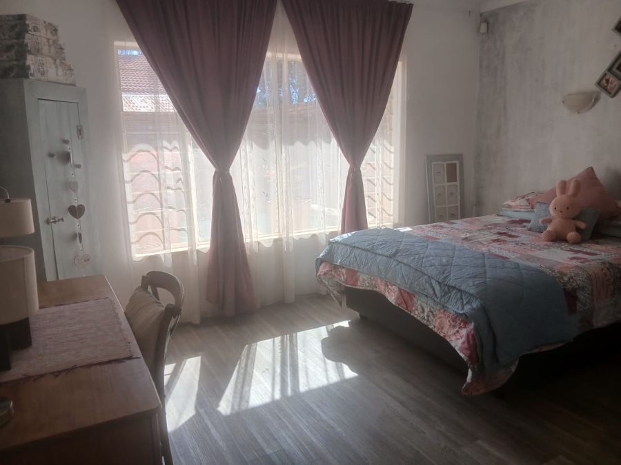 3 Bedroom Property for Sale in Greenhills Gauteng