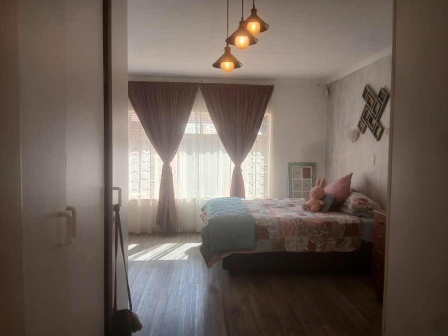 3 Bedroom Property for Sale in Greenhills Gauteng