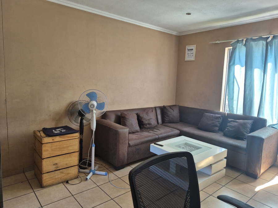 2 Bedroom Property for Sale in Noordwyk Gauteng