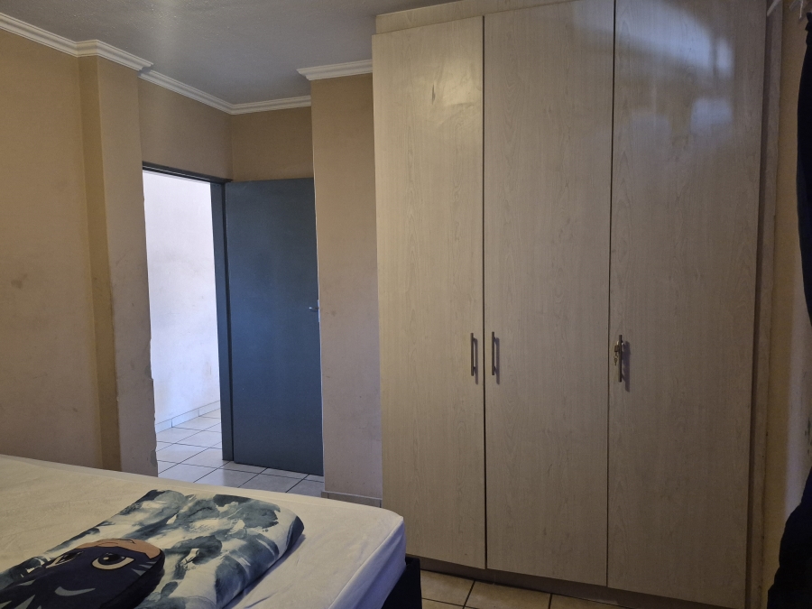 2 Bedroom Property for Sale in Noordwyk Gauteng