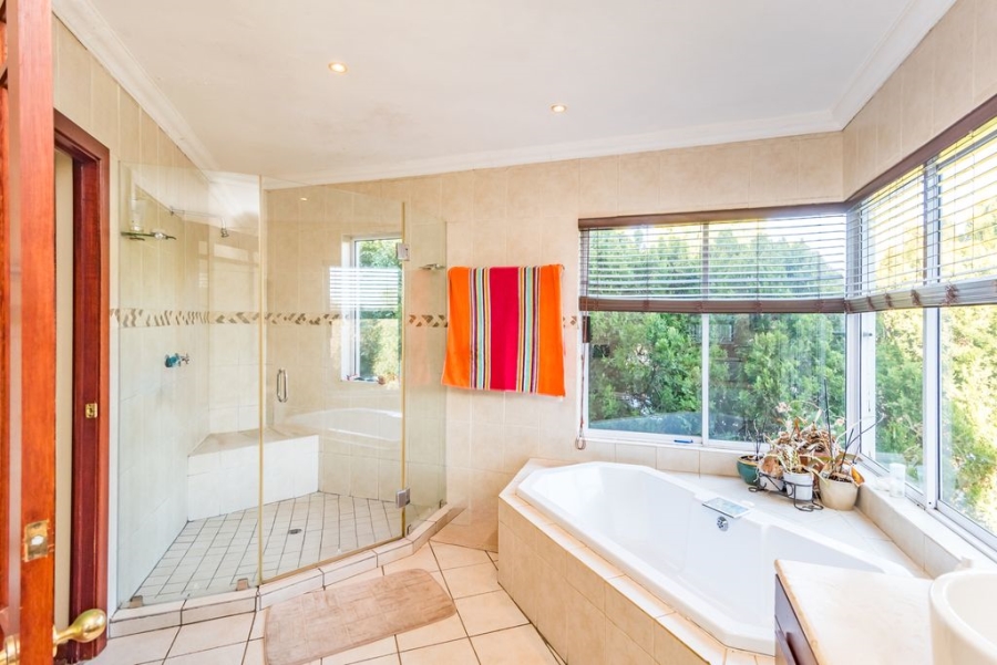 4 Bedroom Property for Sale in Northcliff Gauteng