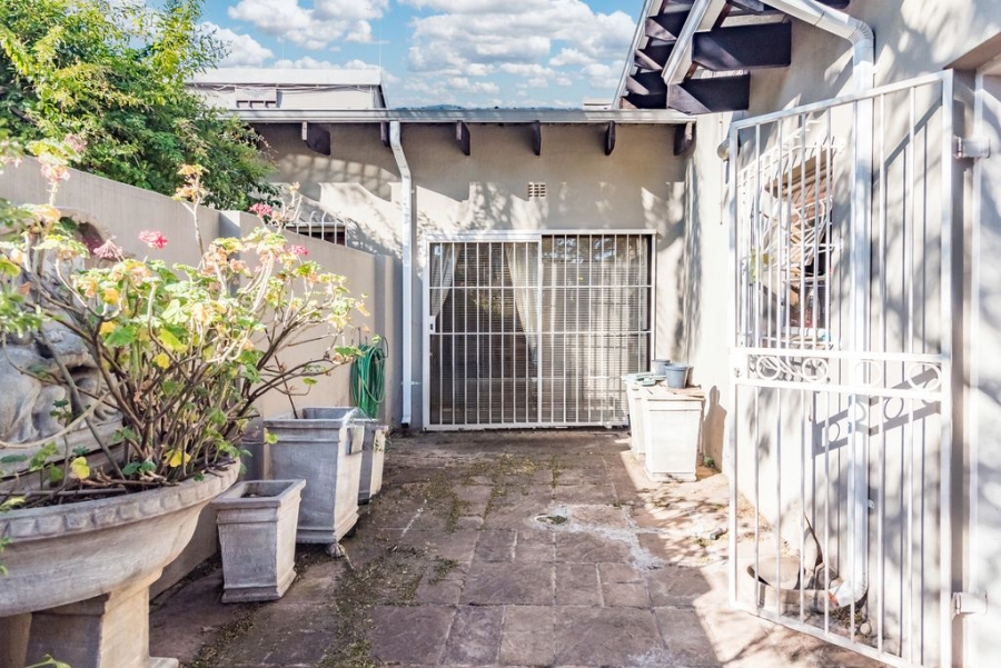 4 Bedroom Property for Sale in Northcliff Gauteng