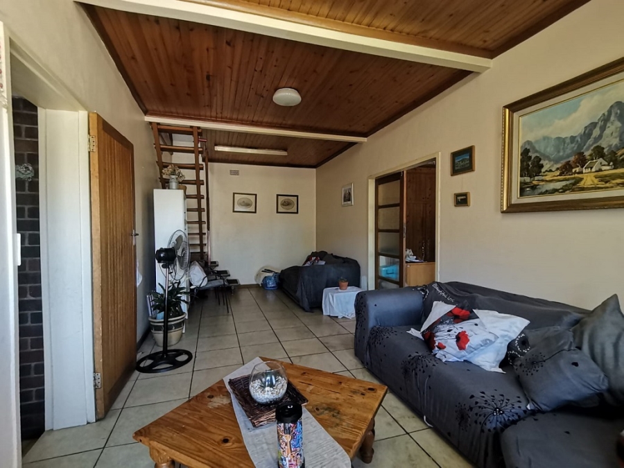 3 Bedroom Property for Sale in Brackenhurst Gauteng