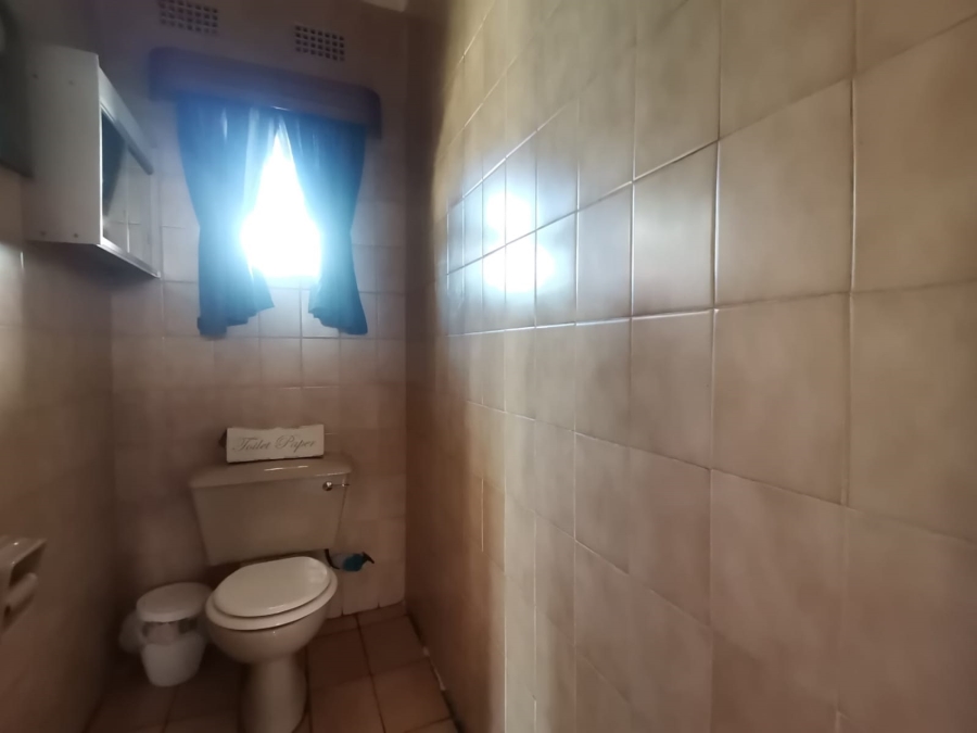 3 Bedroom Property for Sale in Brackenhurst Gauteng