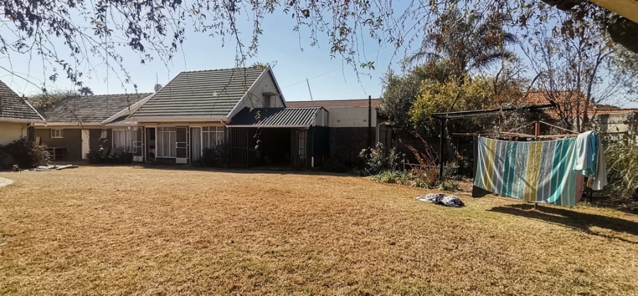 3 Bedroom Property for Sale in Brackenhurst Gauteng