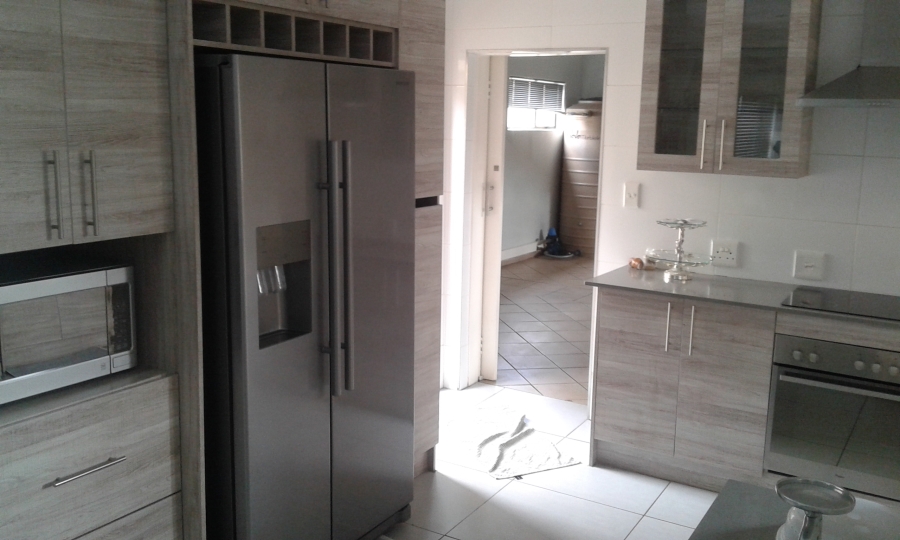 To Let 3 Bedroom Property for Rent in Sylviavale Gauteng