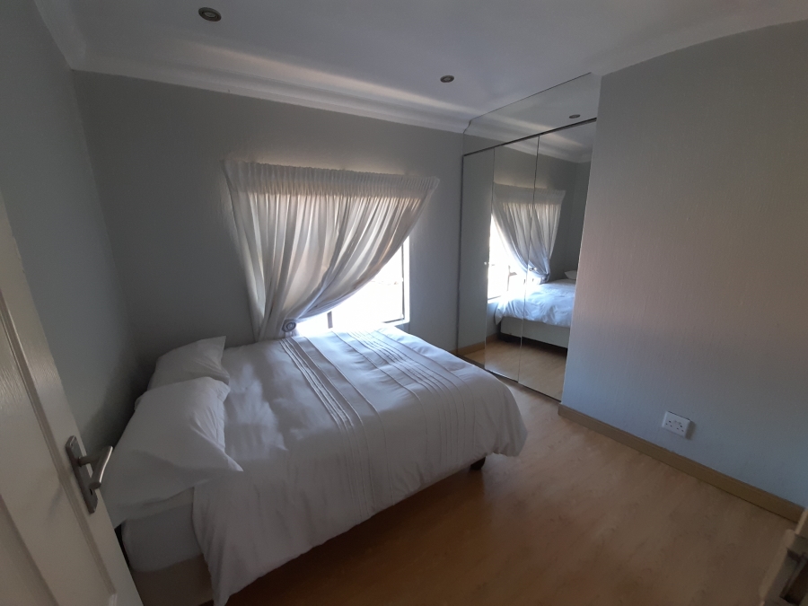 To Let 3 Bedroom Property for Rent in Sylviavale Gauteng
