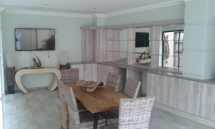 To Let 3 Bedroom Property for Rent in Sylviavale Gauteng