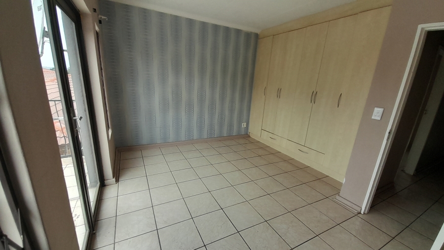 To Let 3 Bedroom Property for Rent in Bergsig Gauteng