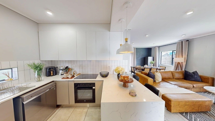4 Bedroom Property for Sale in Lotus Gardens Gauteng