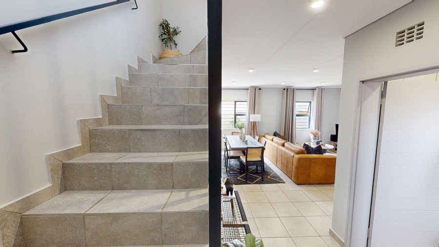 4 Bedroom Property for Sale in Lotus Gardens Gauteng