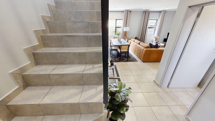 4 Bedroom Property for Sale in Lotus Gardens Gauteng